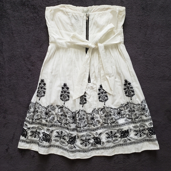 Twenty One Vintage Damask Juniors Summer Sweetheart Strapless Dress - Medium - Picture 2 of 5